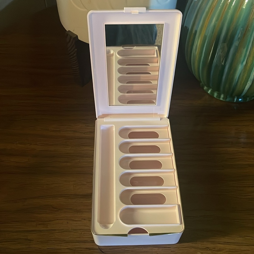 Vintage Mary Kay Makeup Cosmetic Holder - Picture 2 of 11